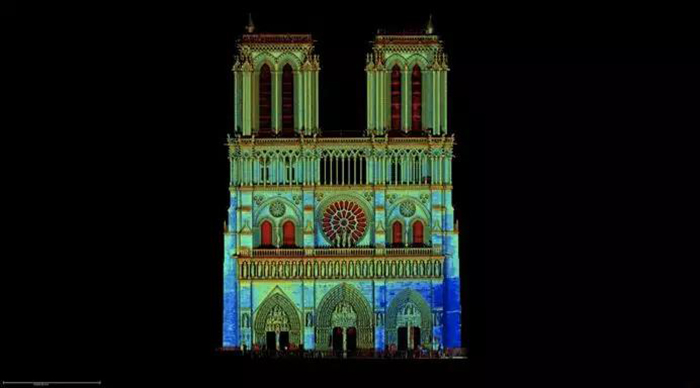 巴黎圣母院的正面三维激光扫描图