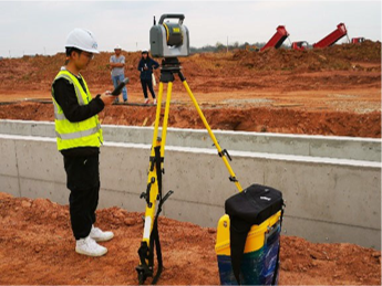 Trimble、天宝耐特、天宝一级代理商、Trimble SX10三维激光扫描仪、鄂州民用机场、天宝SX10三维扫描仪、BIM应用、智能施工、钢筋混凝土盖板暗沟扫描、天宝TBC点云数据处理软件、天宝 TRW高级建模软件、项目施工