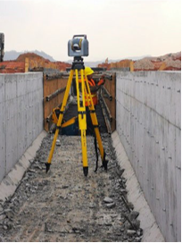 Trimble、天宝耐特、天宝一级代理商、Trimble SX10三维激光扫描仪、鄂州民用机场、天宝SX10三维扫描仪、BIM应用、智能施工、钢筋混凝土盖板暗沟扫描、天宝TBC点云数据处理软件、天宝 TRW高级建模软件、项目施工