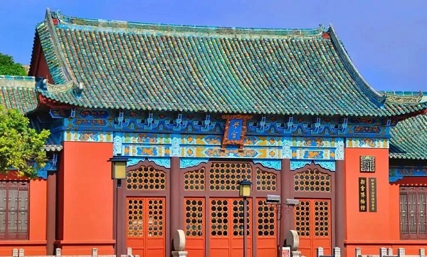 LCC空地融合技术，3D高斯泼溅技术，新会学宫，三维重建，灵光L2pro手持扫描仪，大疆无人机，航测系统，古建筑数字存档，天宝耐特，测绘地理信息解决方案提供商，027-59880803