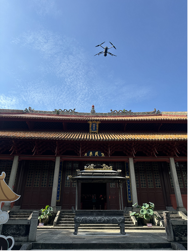 LCC空地融合技术，3D高斯泼溅技术，新会学宫，三维重建，灵光L2pro手持扫描仪，大疆无人机，航测系统，古建筑数字存档，天宝耐特，测绘地理信息解决方案提供商，027-59880803